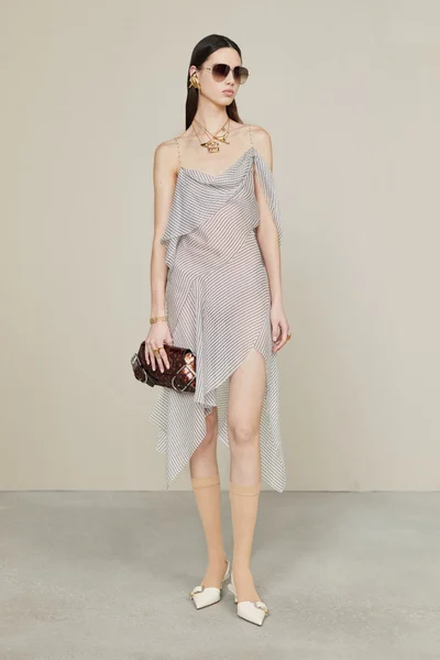 Look 19
